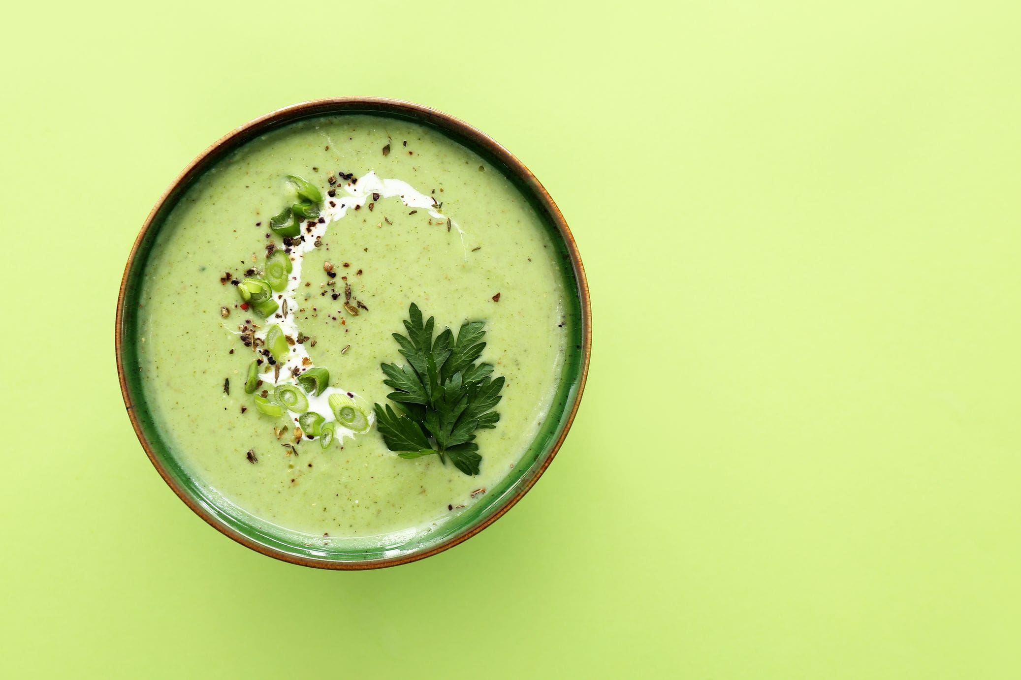 Soup for one: solo eaters have a lower diet quality