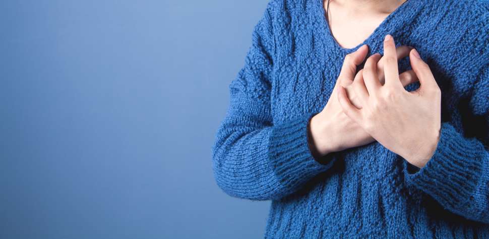 Risk of heart attack in men versus women